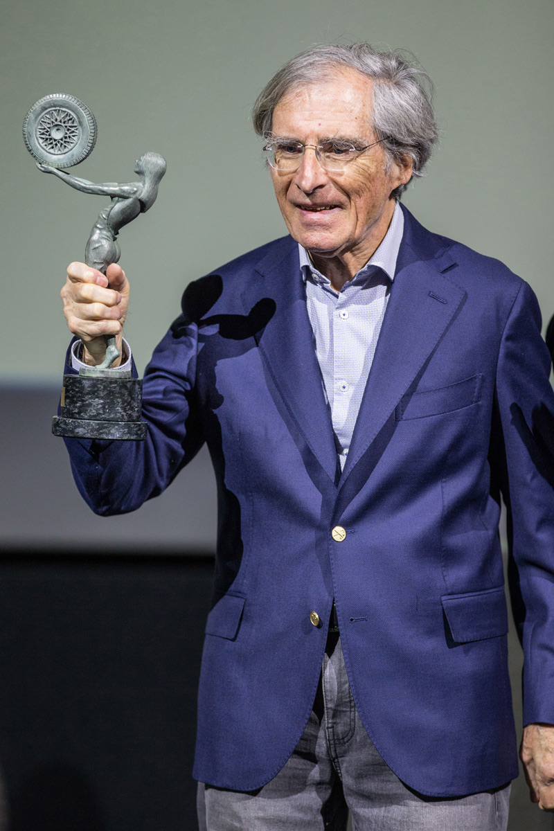 Roger Gloor erhält 2023 in Luzern dern Swiss Classic Lifetime Awad (© Daniel Reinhard)