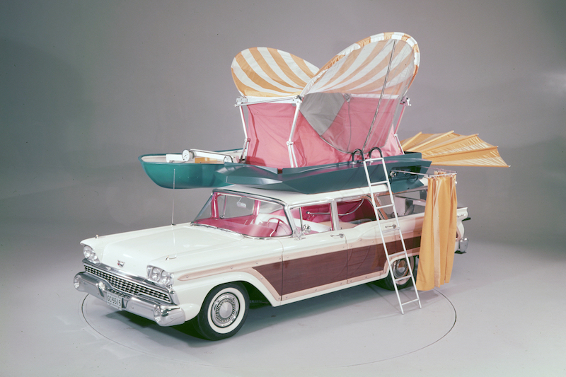 Artikelbild Der holzbeplankte Camping-Kombi