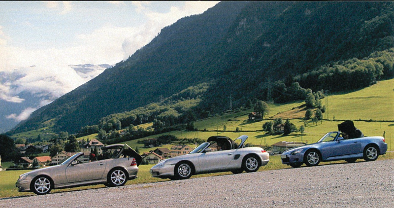 Mercedes-Benz SLK 320, Honda S 2000 und Porsche Boxster im Jahr 2002 (© ams)