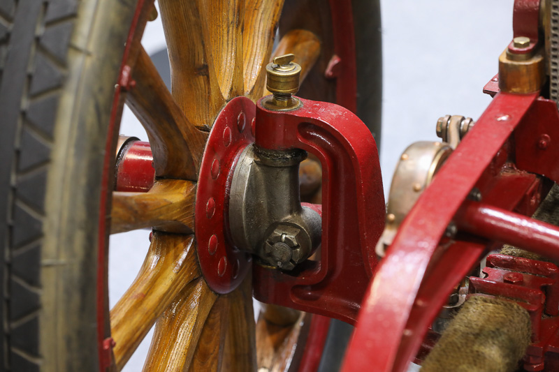 Vorderachse Fiat 130 HP von 1907 an der Rétromobile 2024 (© Bruno von Rotz)