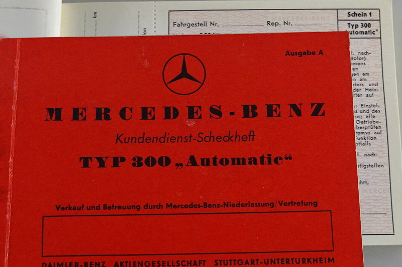 Scheckheft zu einem Mercedes-Benz