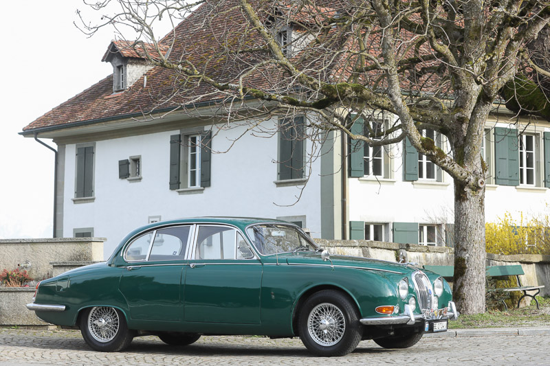 Jaguar S-Type (© Bruno von Rotz)