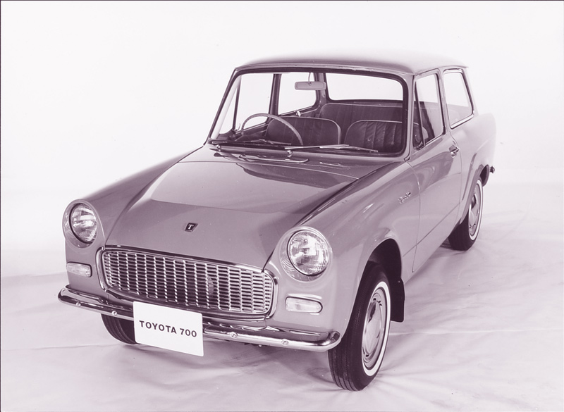 Toyota 700 von 1964