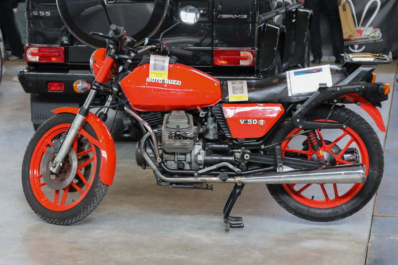 Moto Guzzi V5 von 1972 - Retro Classics Stuttgart 2024 (© Bruno von Rotz)