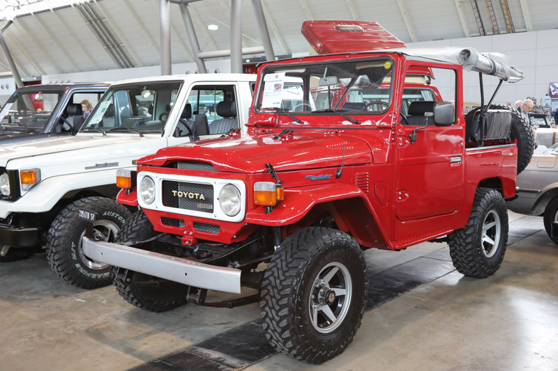 Toyota Land Cruiser BJ40 von 1983 - Retro Classics Stuttgart 2024 (© Bruno von Rotz)