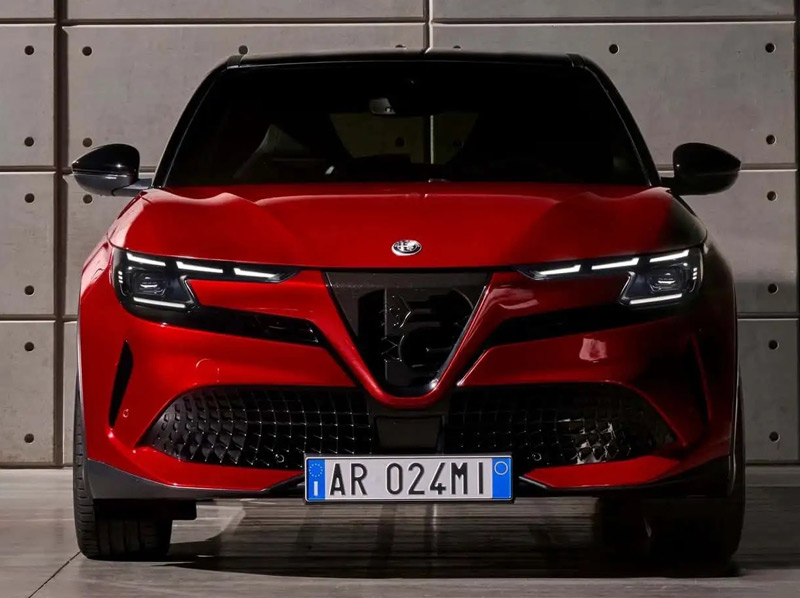 Alfa Romeo Milano / Junior - Kompakt-SUV