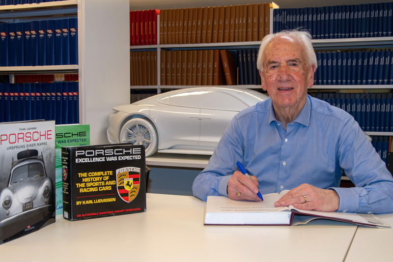 Ludvigsen bei Porsche (© Jens Torner / Porsche)