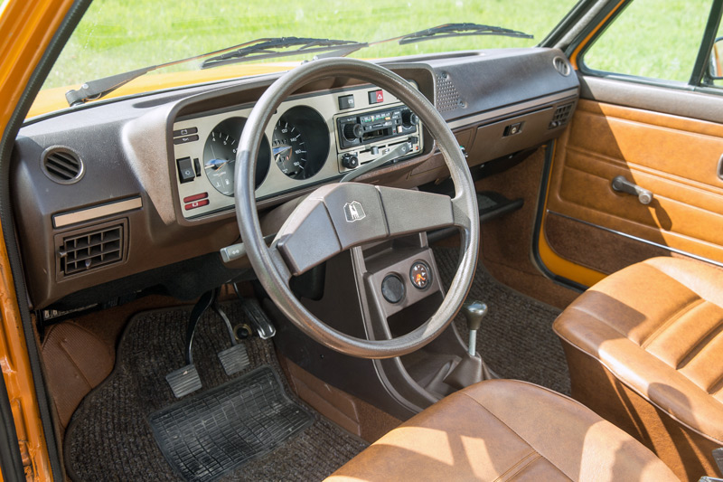 Interieur VW Golf GLS 1.5 von 1979 (© Daniel Reinhard)