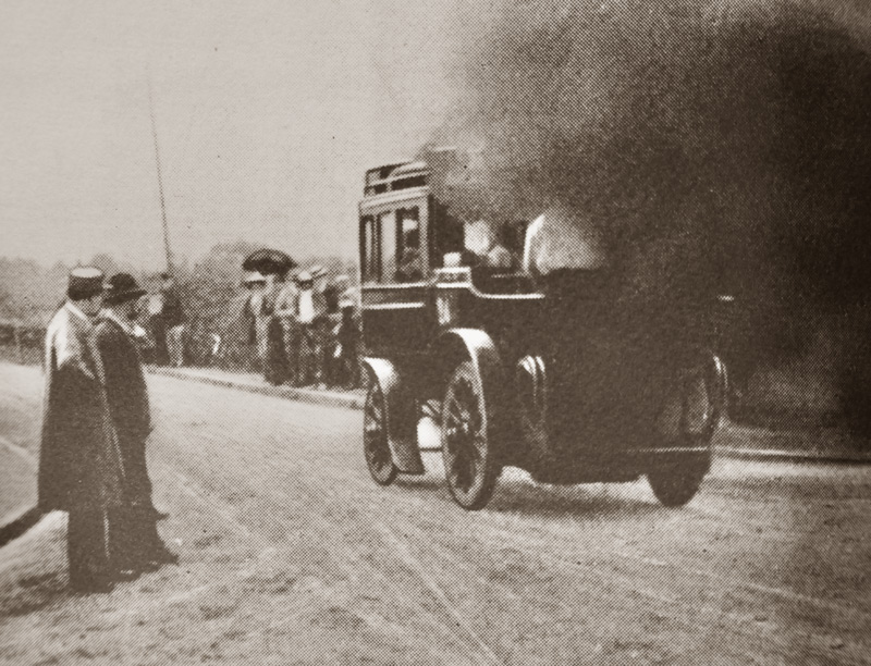 Dampfwagen Bollé «Nouvelle» beim Rennen Paris-Bordeaux-Paris © Archiv Gerhard Schütz