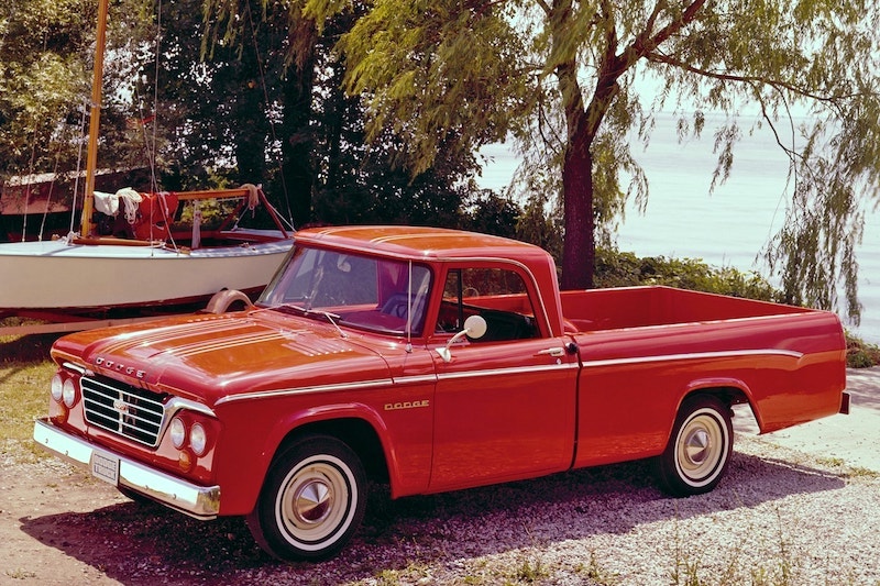 Artikelbild Athleten in Latzhosen – 60 Jahre Eilzustellungen bei Dodge
