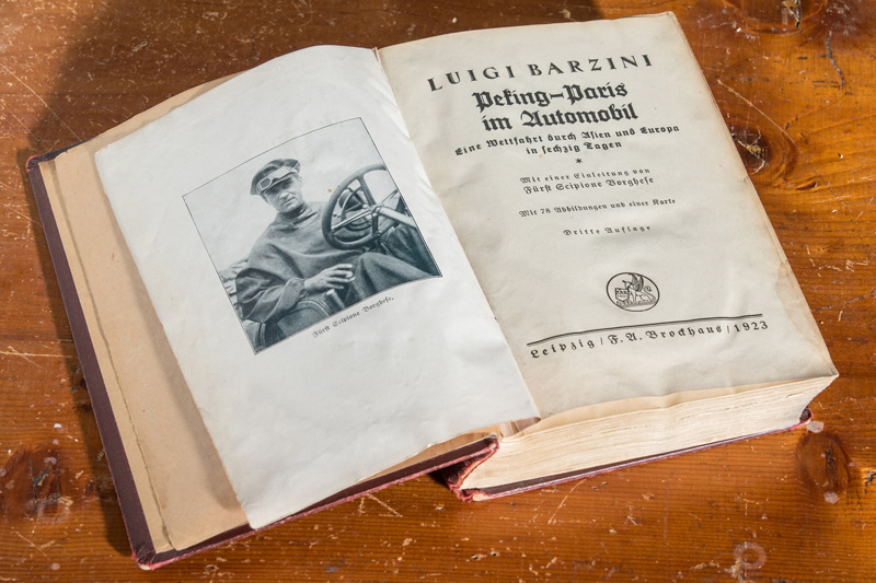 Artikelbild Hätte ja auch nur eine Bibel sein können ...