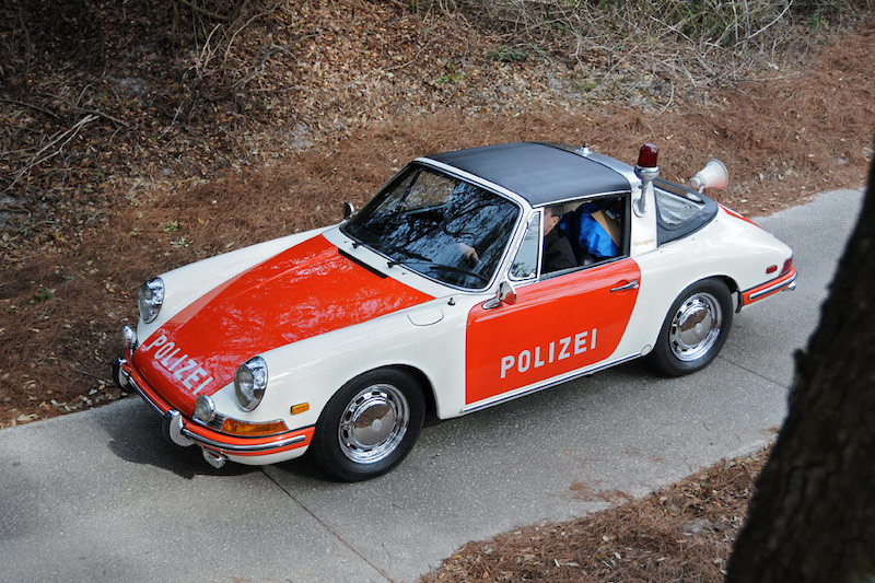 Porsche 911 Targa Polizei (1968) als Ausstellungsfahrzeug für die USA