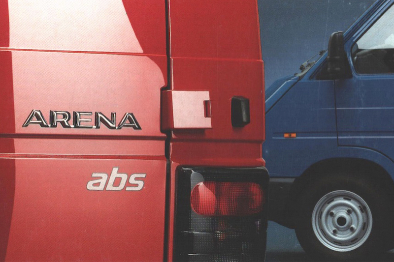 Opel Arena ABS (1998) – Schriftzug auf der Hecktür