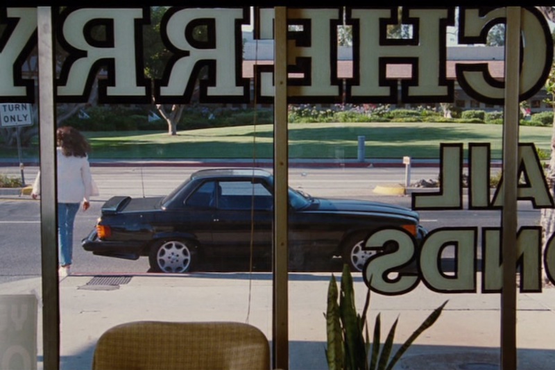 Mercedes-Benz SL (1975) – Szene aus dem Film "Jackie Brown"