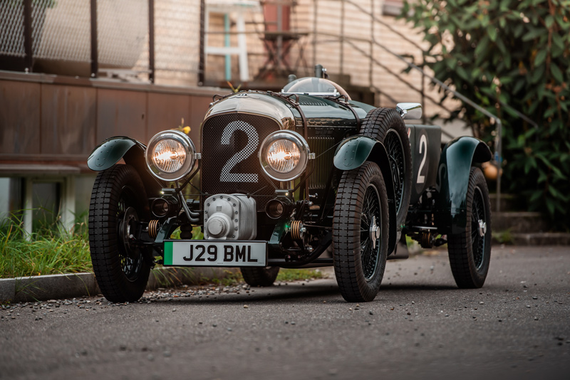 Bentley Blower Jnr by Hedley Studios (© Robin Möhl)