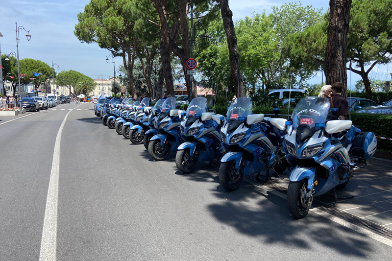 Carabinierei an der 1000 Miglia 2025 (© Emanuel Zifreund)