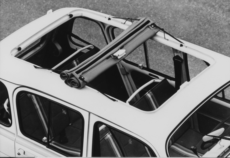 Schiebe-/Rolldach beim Renault 4 Jogging von 1981