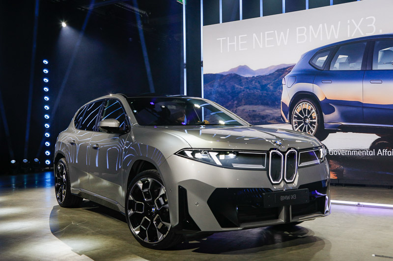 Auto Zürich 2025 Media Stage - BMW iX3 (© Bruno von Rotz)