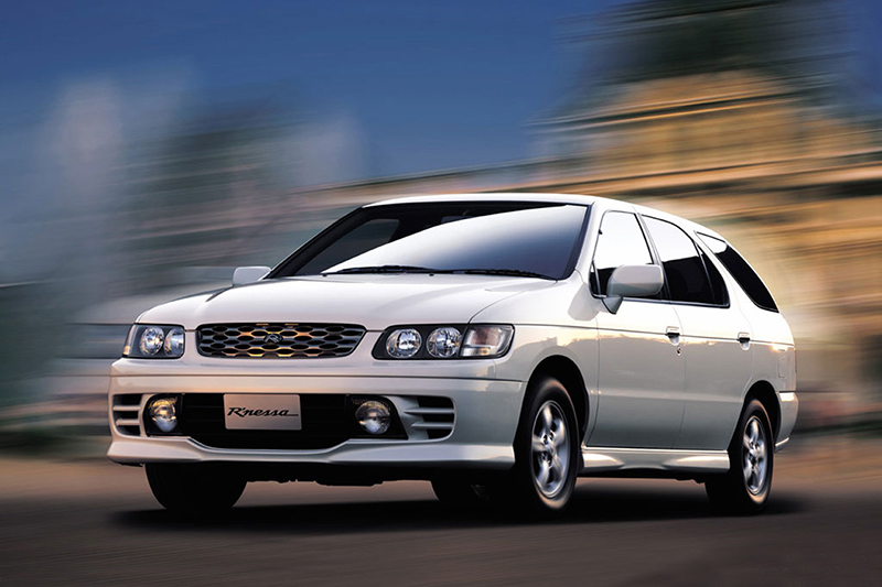 Nissan R'nessa (1997) – Eines der wenigen Autos mit Apostroph im Namen