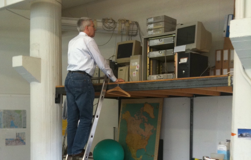 Server prüfen im Jahr 2011 (© Balz Schreier)