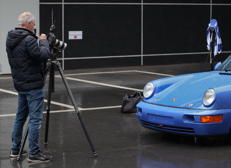 Porsche 964 RS Gruppe N im Regen (© Bruno von Rotz)