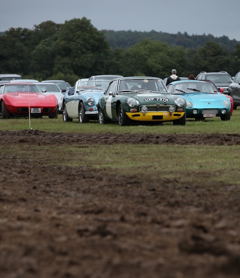 Englische Klassiker im Dreck von Goodwood (2013)