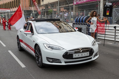 Fürst Albert II von Monaco mit Gattin Charlene Wittstock bei der Streckenfreigabe in Monaco 2014 (© Daniel Reinhard)