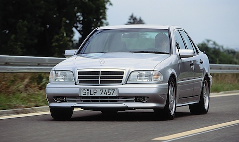 Mercedes Benz C 36 1993 in Silber (© Daimler AG)