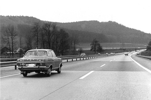 Linksdrall auf der Autobahn im Jahr 1974