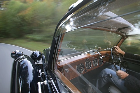 Fahrt im Lagonda V12 Saloon (© Daniel Reinhard)