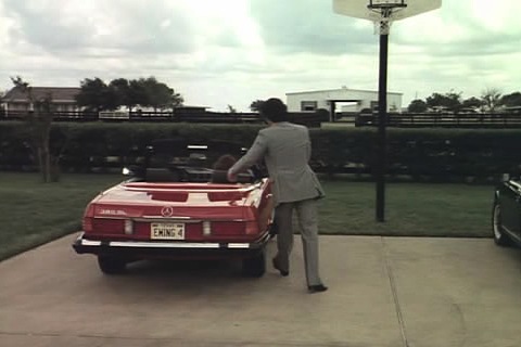 Mercedes Benz 380 SL "Ewing 4" 1981.jpg