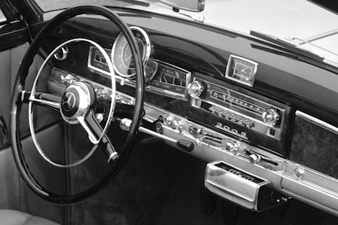 Artikelbild Alte und neue Autos und die Parallele zum Radio