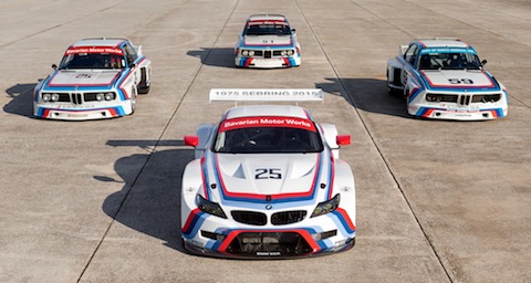 Dreimal BMW 3.0 CSL und ein BMW Z4 GTM (© BMW AG)