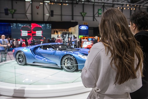 Ford GT am Genfer Automobilsalon 2015 (© Daniel Reinhard)