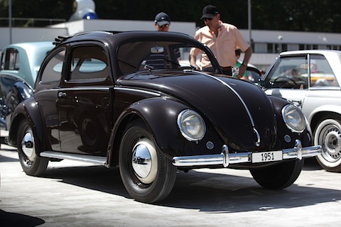 VW Käfer von 1951 (© Bruno von Rotz)