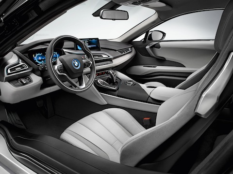 Innenraum des BMW i8 (© BMW AG)