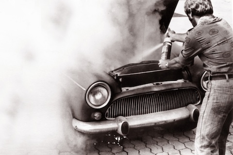Artikelbild Wenn ein Oldtimer zu brennen beginnt ....