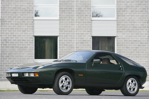 Porsche 928 von 1978 (© Daniel Reinhard)