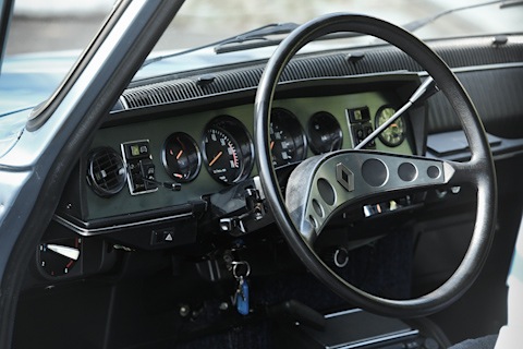 Interieur des Renault R16 TX von 1977