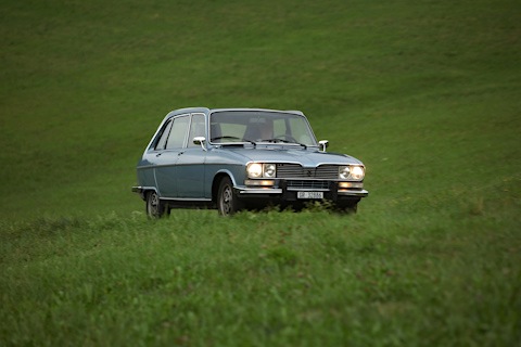 Renault R16 TX 1977 in Fahrt