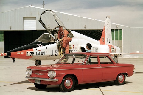 Artikelbild Der eigentliche Vorläufer des Porsche Panamera war der … Chevrolet Corvair