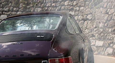 Rauchender Porsche 911