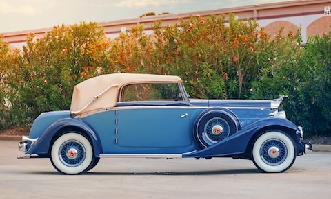 Packard Eight Cabriolet by Graber (1933) © Theo Civitello - RM