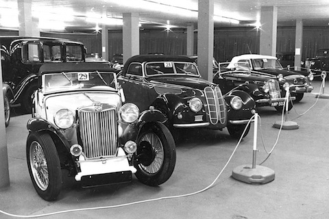MG TC und BMW 327 an der Christie's Versteigerung von Genf 1976