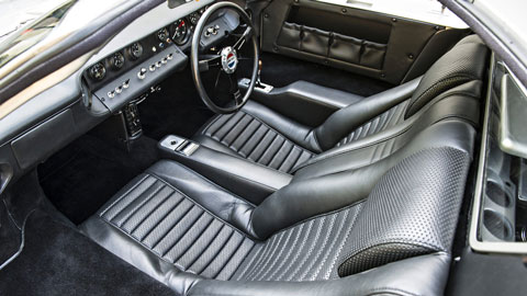 Interieur des Ford GT40 P/1028 von 1966 (© Mecum)