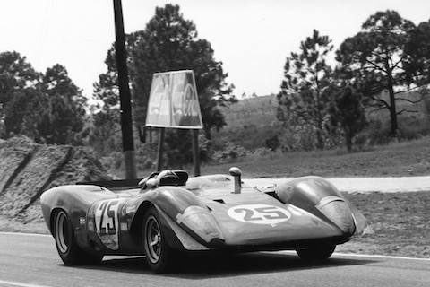Chris Amon auf Ferrari 312 im Jahr 1969