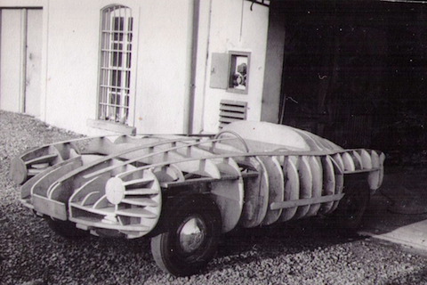 Enzmann - Entwicklung am 1:1-Holzmodell