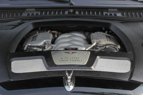 Bentley Azure von 2001 - Motor