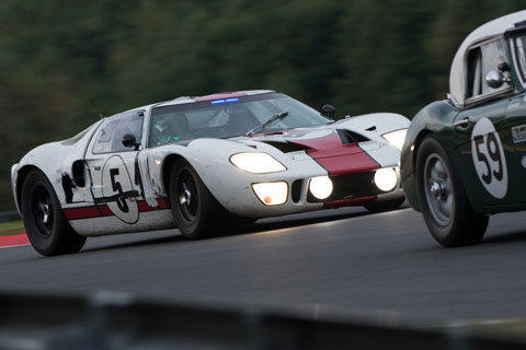 Geklebter Ford GT40 von 1965 bei den Spa Six Hours (© Balz Schreier)