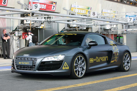 Audi R8 e-tron 2010 (© Audi)